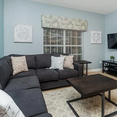 Beautiful 4 Bedroom Town House In The Fantastic Paradise Palms Resort